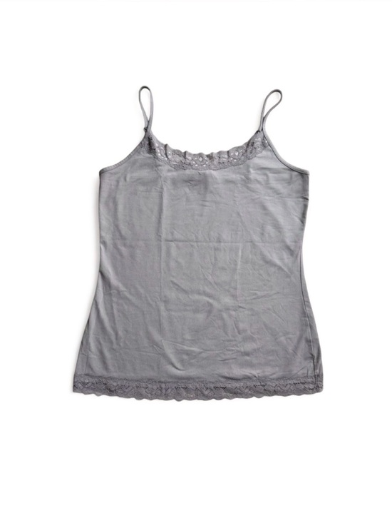 Reitmans Tops - Reitmans grey lace trim cami top